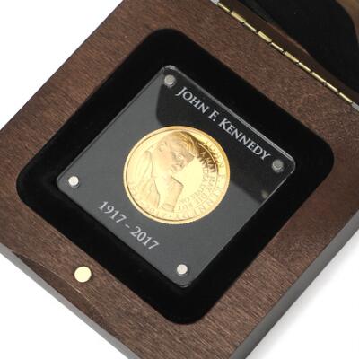 1. billede ud af i alt 3