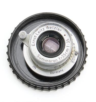 Leica IIIb camera with Summar f=5 cm 1:2 lense and Summaron f=3,5