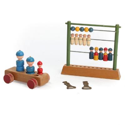 A partly painted wood abascus and car with figures, also two “lillebror” bronze openers. Manufactured and partly stamped Kay Bojesen. H. 9–25 cm. (4)