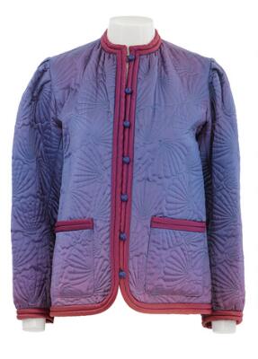 Yves Saint Laurent パープルブルゾン Yves Saint Laurent: An ombre purple/pink jacket set with a pattern