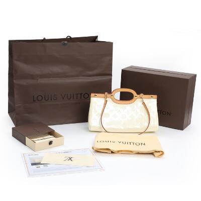 Louis Vuitton: 