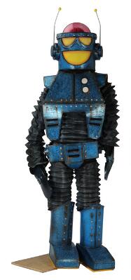 'Robot' (robot) -- Costume from the Danish TV show 'Hvem holder masken' (can you keep a straight face; 2021–2022). Made of artificial materials, etc. H. 225 cm.