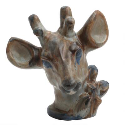 Stoneware deer's head with brownish and blue glaze. Stamped monogram, Ingdam Danmark. H. 21 cm.