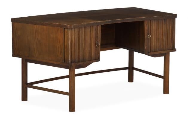 Desk in stained elm with two tambour doors and brass handles. Back with shelf. Manufactured 1940s. H. 76 cm. L. 146 cm. W. 82 cm.