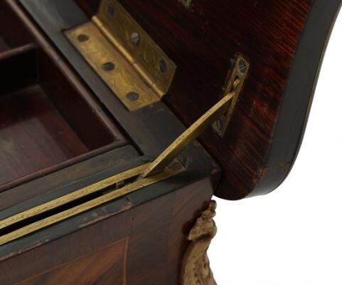 French Napoleon III dressing table of rosewood. Lock signed Théodore ...