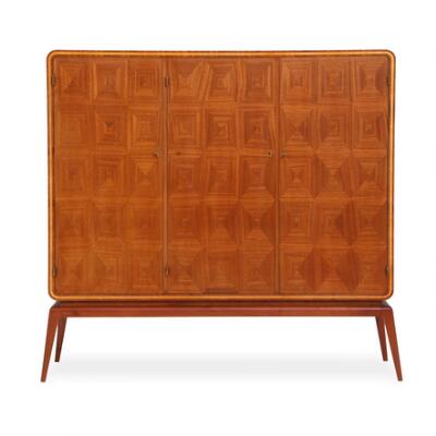 Scandinavian cabinetmaker, Mahogany cabinet with three doors. Front with inlaid decoration and birch edge inlay. Fruitwood frame. Oak interior with adjustable shelves. 1930s-1940s. H. 157 cm. W. 162 cm. D. 48 cm.