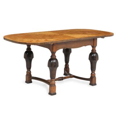 Swedish Grace drop-leaf table in patinated birch. Profiled stained frame. Light top with intarsia. Model 1767. Made and stamped SMF at Svenska Möbel Fabrikarna, 1920s. H. 73.5. L. 92/160. W. 80.