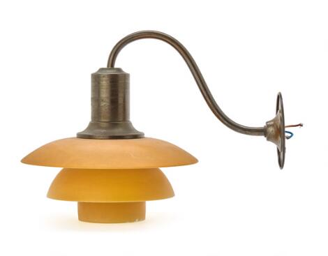 Poul Henningsen: "PH-2/2". Patinated browned brass wall lamp.
