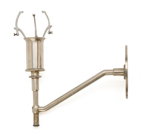 Poul Henningsen: "PH-4/3". "Academy". Nickel plated wall lamp frame. Manufactured by Louis Poulsen, 1930s.