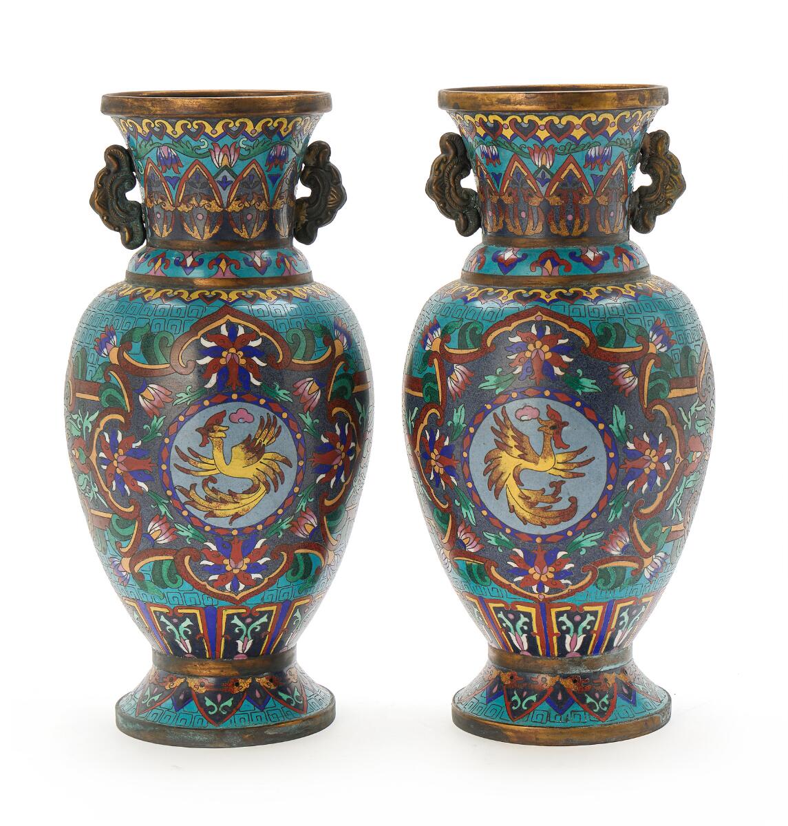 A pair of Chinese “Phoenix” vases of cloisonné, marked Qianlong, but circa 1900. H. 33 cm. (2) — Asian decorative art — Bruun Rasmussen