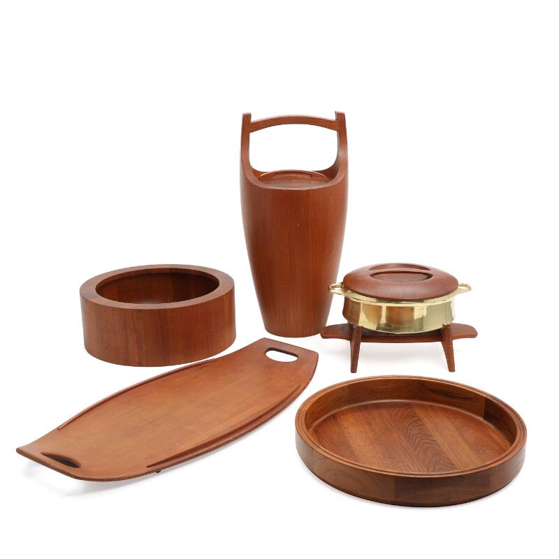 Jens H. Quistgaard: A solid teak salad bowl, ice bucket a.o.