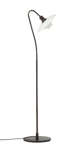 Danish design, Poul Henningsen: "PH-3/2". Rare floor lamp with browned brass frame and socket house.