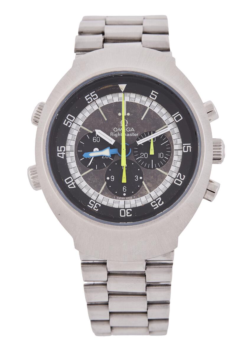 Flightmaster of steel, ref. 145.036. Mechanical movement with manual winding, chronograph, GMT indication and rotating internal bezel, cal. 910. Omega bracelet of steel with folding clasp. Circumference approximately 19 cm. Ø 43 mm. 1971.