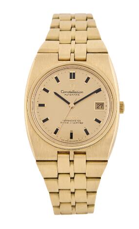 John Olsen (b. Roskilde 1938, d. Herringe 2019), Omega: Constellation of 18k gold, ref. 166.055/168.046. Mechanical movement with automatic winding, cal. 1001. 1970.