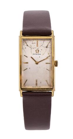Omega: Cintree of 20 micron gold-plated, ref. 111.016. Mechanical movement with manual winding, cal. 620. 1965.