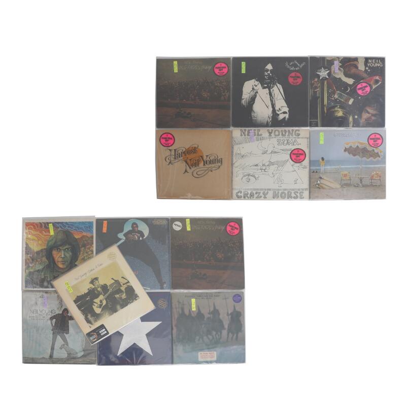 Neil Young: Promotion. USA, 13 LPs and one Maxi-Single. (14