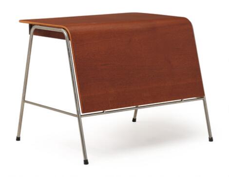 Arne Jacobsen: “Munkegaard”. Teacher's desk with mat chromed steel frame. H. 71 cm. W. 91 cm. D. 70 cm.