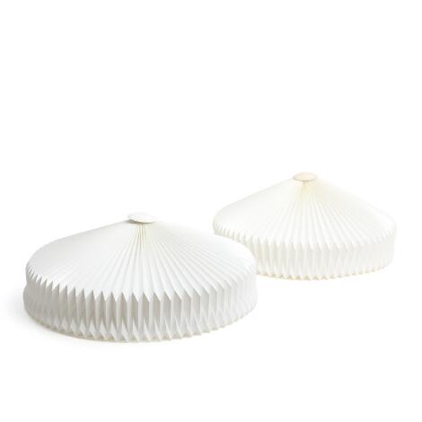 Le Klint: A pair of pleated acrylic ceiling lamps. Model 30. Manufactured by Le Klint. Diam. 48 cm. (2)