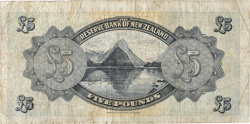 SOLD. New Zealand, 5 Pounds, 1st August 1934, Pick 156 – Bruun ...