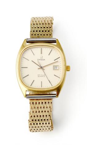Omega: De Ville of gold-plated steel, ref. 192.0034. Quartz movement with date indication, cal. 1342. 1977.
