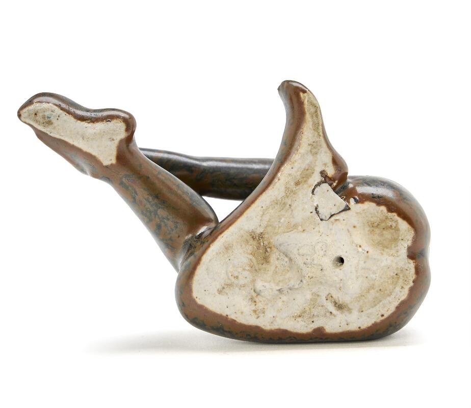 Jens Jacob Bregnø: Siddende Susanne. A stoneware figure. Decorated