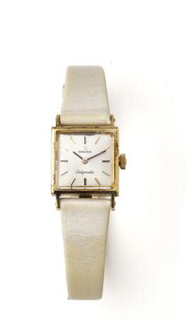 Omega: Ladymatic of 18k gold, ref. 551.014. Mechanical movement with automatic winding, cal. 661. 1964.