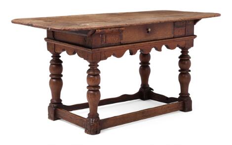 Danish Renaissance table in oak. 17th century. H. 81. L. 183. W. 75.